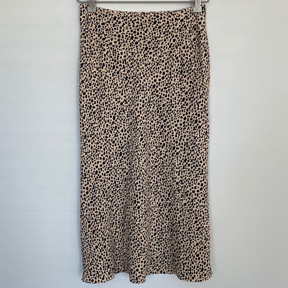 NASTYGAL Polka Dot Print Bias Cut High-Waist Skirt - Picture 7 of 11